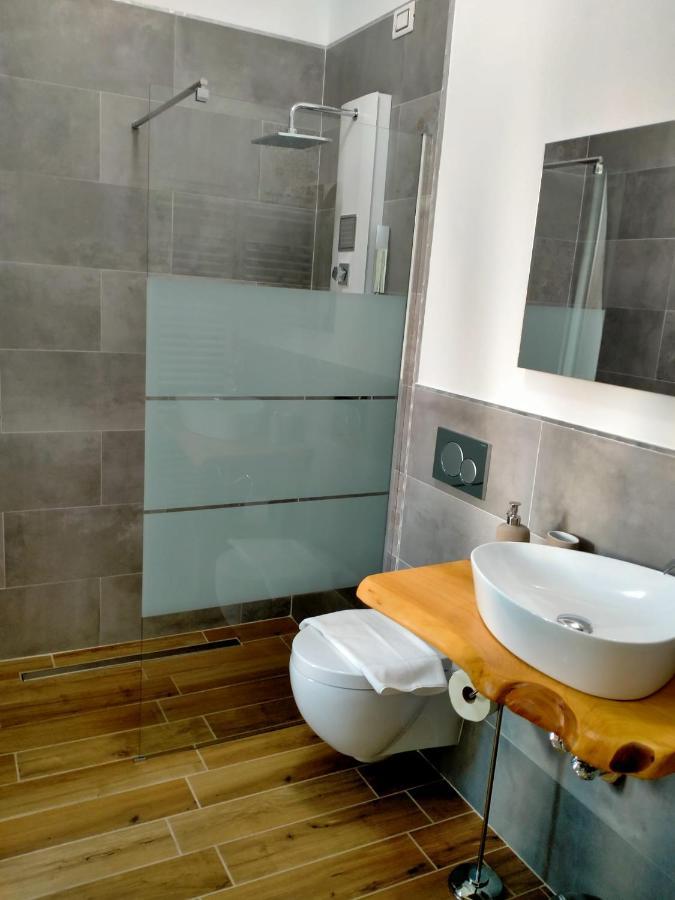 Suite Room Malpensa B&B 카르다노알캄포 외부 사진