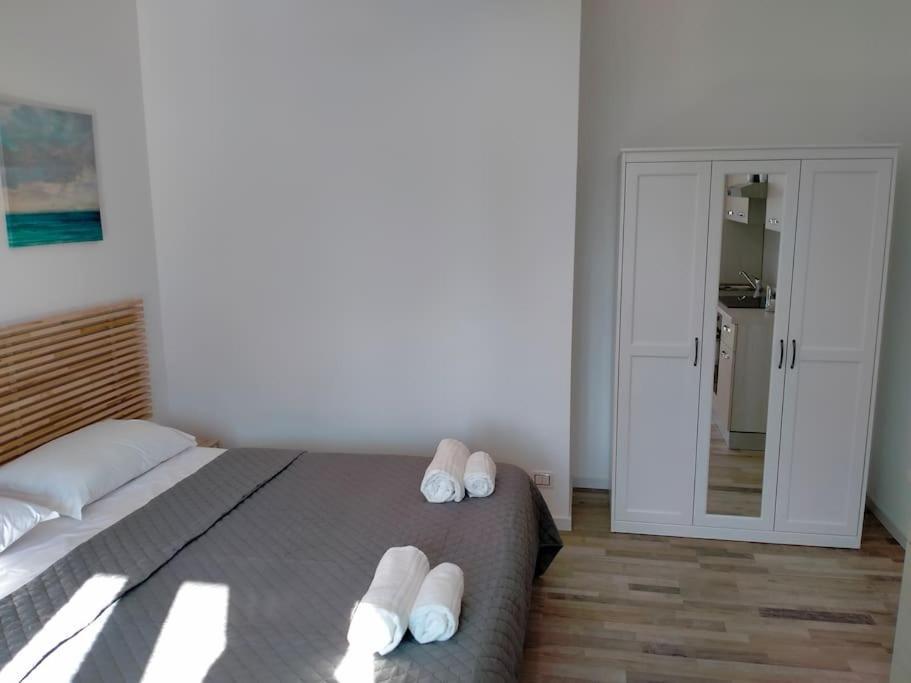 Suite Room Malpensa B&B 카르다노알캄포 외부 사진