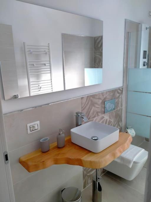 Suite Room Malpensa B&B 카르다노알캄포 외부 사진