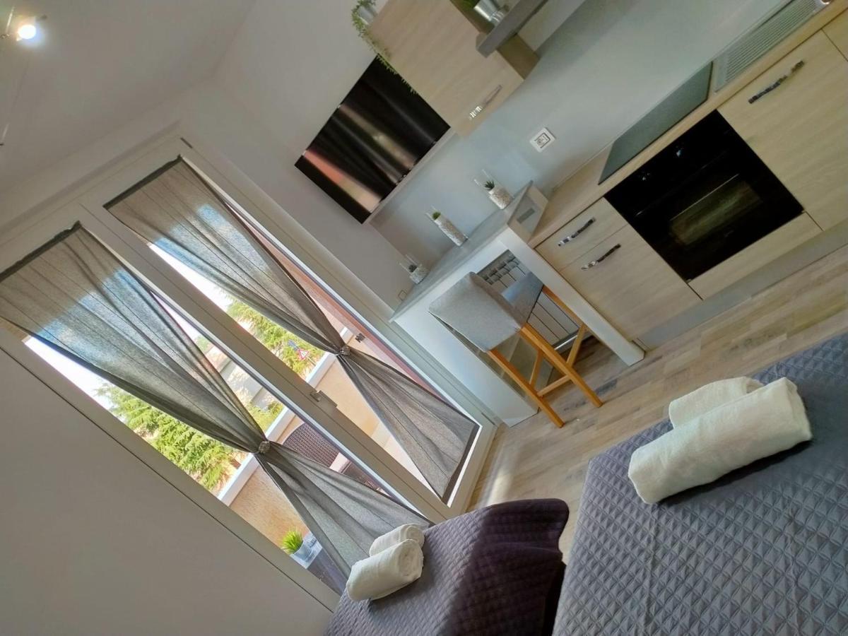 Suite Room Malpensa B&B 카르다노알캄포 외부 사진