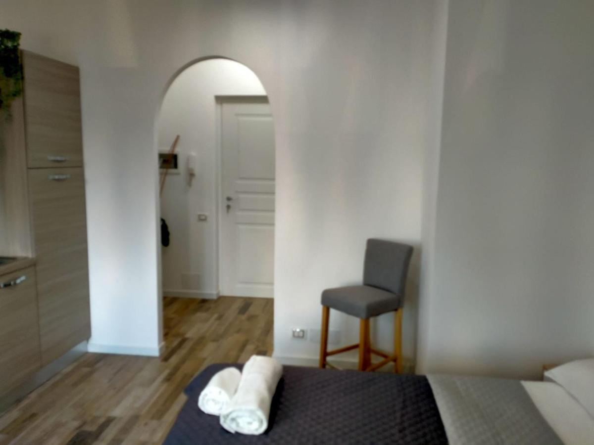 Suite Room Malpensa B&B 카르다노알캄포 외부 사진