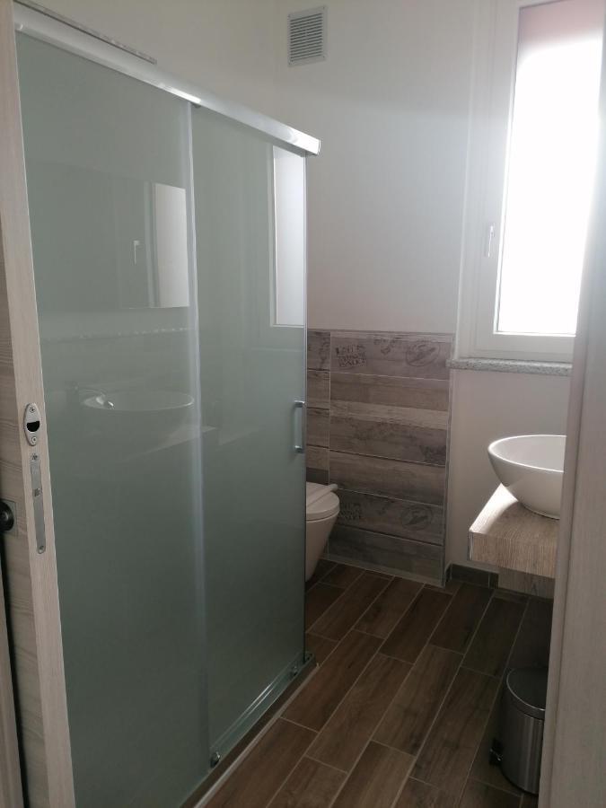 Suite Room Malpensa B&B 카르다노알캄포 외부 사진